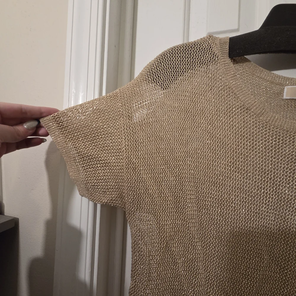 MICHAEL Michael Kors Gold Mesh Metallic Short Sleeve Top/Shirt.  Size L. - Picture 10 of 14
